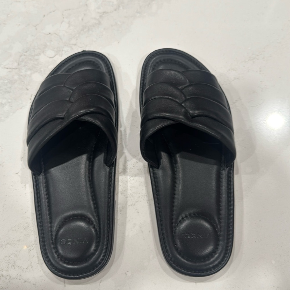 Vince woven black slides